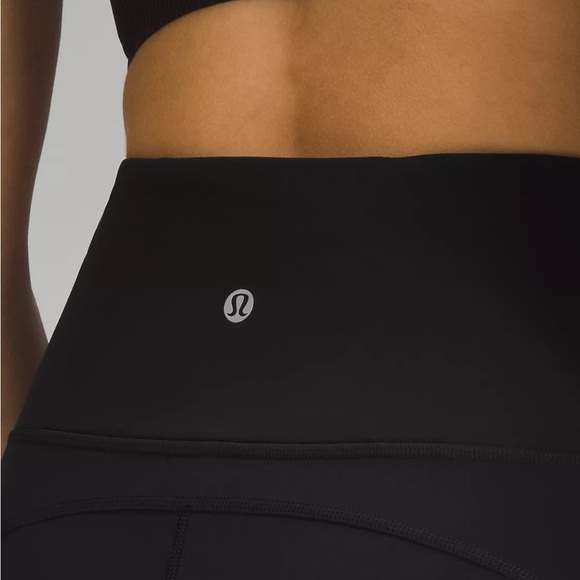 Groove Nulu Super-High-Rise Flared Pant
Regular - Picture 6 of 6